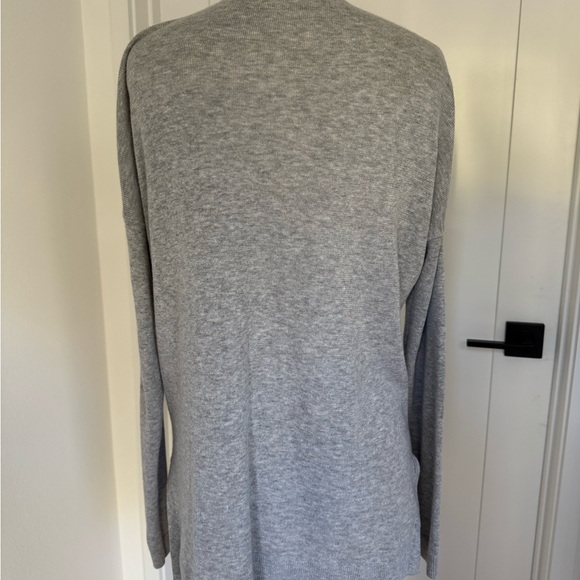 Loft light grey color Women’s medium cardigan - Picture 2 of 3